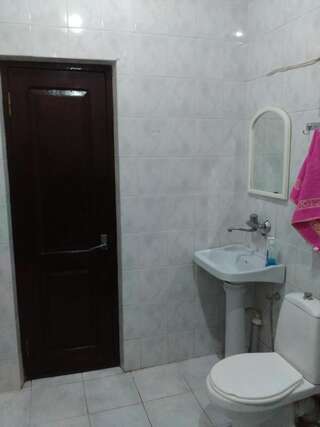 Гостевой дом Green way Guest house Тбилиси Бюджетный двухместный номер с 1 кроватью-6